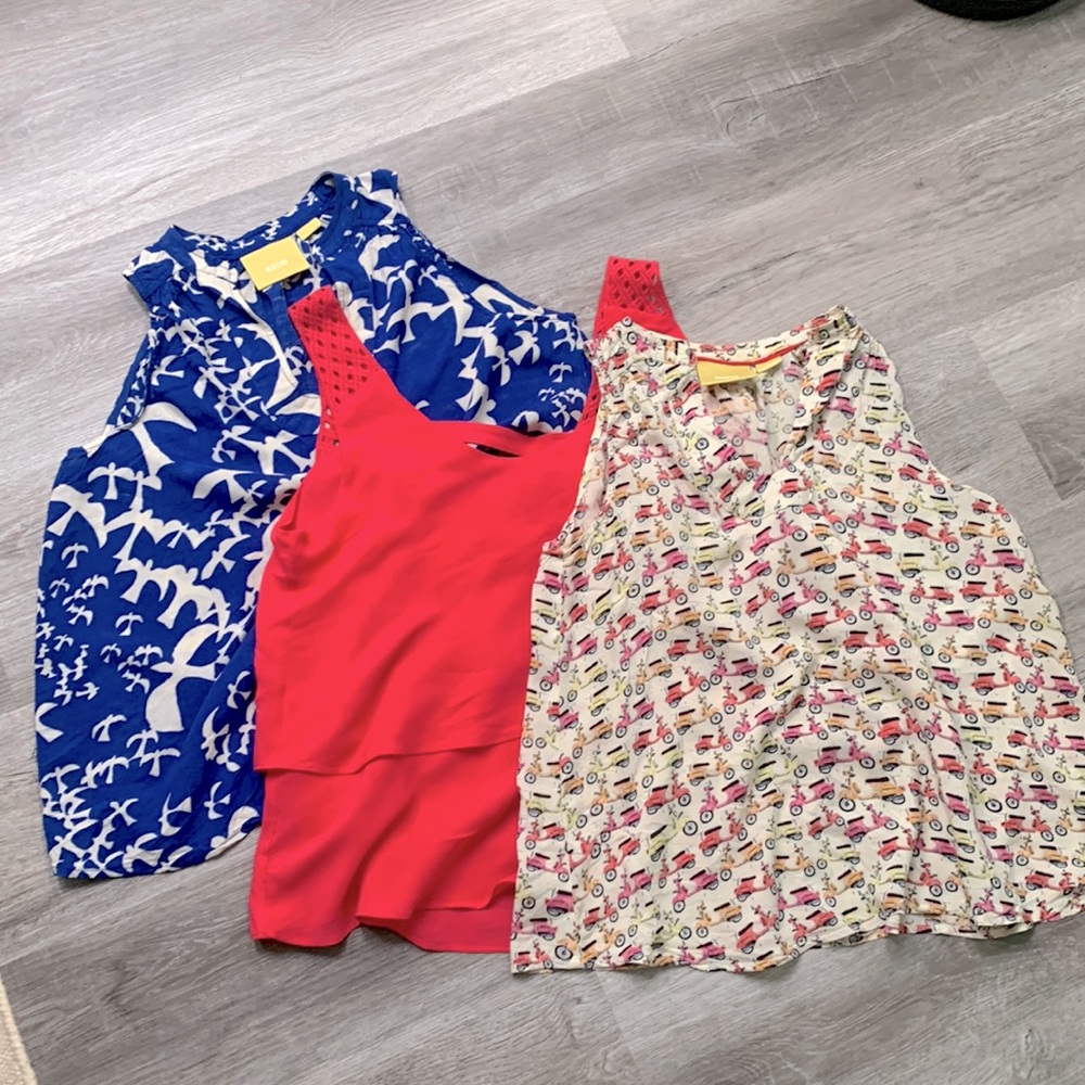Three Anthropologie summer flowy top XS 0